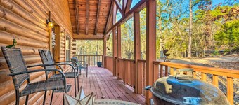 Pet-friendly Cabot Cabin w/ Fenced Yard!