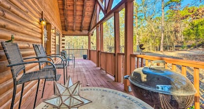 Pet-friendly Cabot Cabin w/ Fenced Yard!