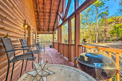 Pet-friendly Cabot Cabin w/ Fenced Yard!