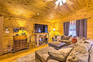 House (1 Bedroom) | Interior