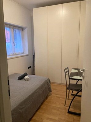 Room - house-parking-wifi-adige muse (Trento)