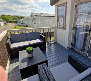 Property grounds - Contemporary Holiday Home, Tarka Park, Barnstaple (Barnstaple)