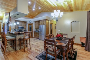 Dining - REMOTE CABIN WITH HOT TUB, MOVIE THEATER AND HUGE COVERED DECK WITH FIRE TABLE (Donnelly)