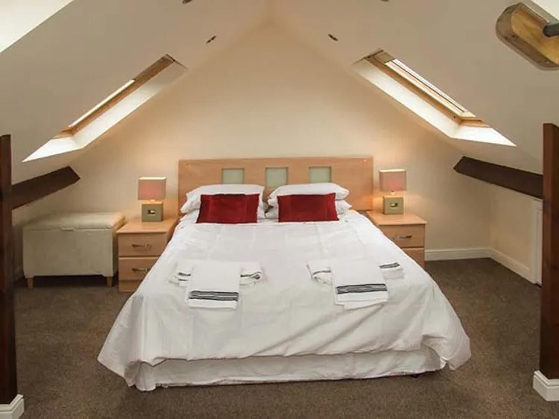 Cottage, Multiple Beds | 3 bedrooms, iron/ironing board, free WiFi, bed sheets