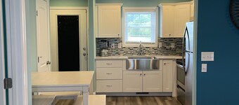 Cozy cottage by the bay with boat parking