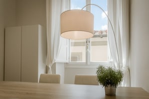 Dining - Apartments Florence - Beautiful & Modern Repubblica  (Firenze)