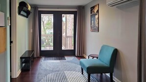 Casa (2 Bedrooms) | Interior