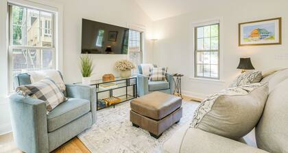 Beautiful Raleigh Cottage Rental: 5 Mi to Downtown