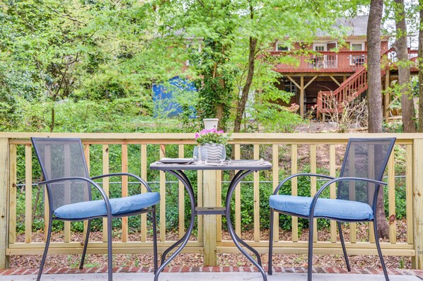Cottage (1 Bedroom) | Interior - Beautiful Raleigh Cottage Rental: 5 Mi to Downtown (Raleigh)