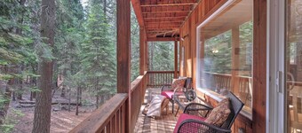 Walk to Big Trees State Park: Cabin w/ Deck!