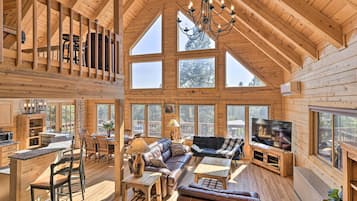 House (4 Bedrooms) | Front of property