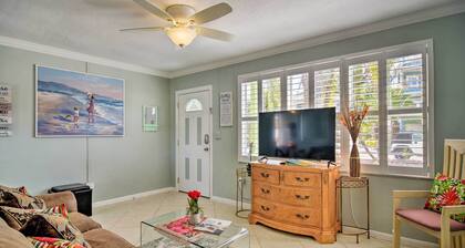 Bayside Pad w/ Pool Access & Dock: 1/2 Mi to Beach