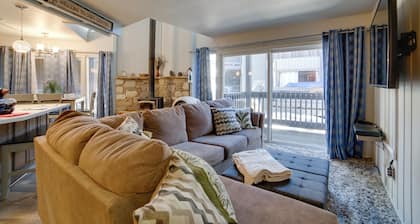 Resort Condo w/ Hot Tub & Pool, Near Ski Lift