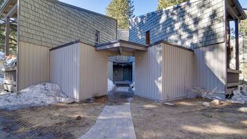 Apartment (3 Bedrooms) | Interior