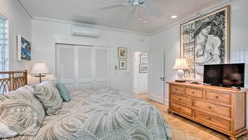 3 bedrooms, iron/ironing board, bed sheets