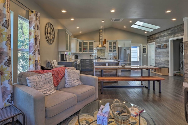 House (3 Bedrooms) | Front of property