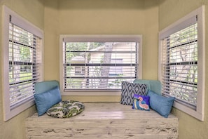 Interior - Family Home: Walk to Downtown & Stetson Univ! (DeLand)