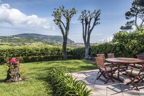 Outdoor dining - S315 - Sirolo, single villa with panoramic garden (Montefreddo)
