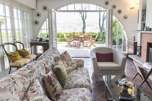 TV - S315 - Sirolo, single villa with panoramic garden (Montefreddo)