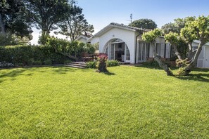 Exterior - S315 - Sirolo, single villa with panoramic garden (Montefreddo)
