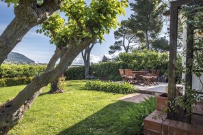 Outdoor dining - S315 - Sirolo, single villa with panoramic garden (Montefreddo)