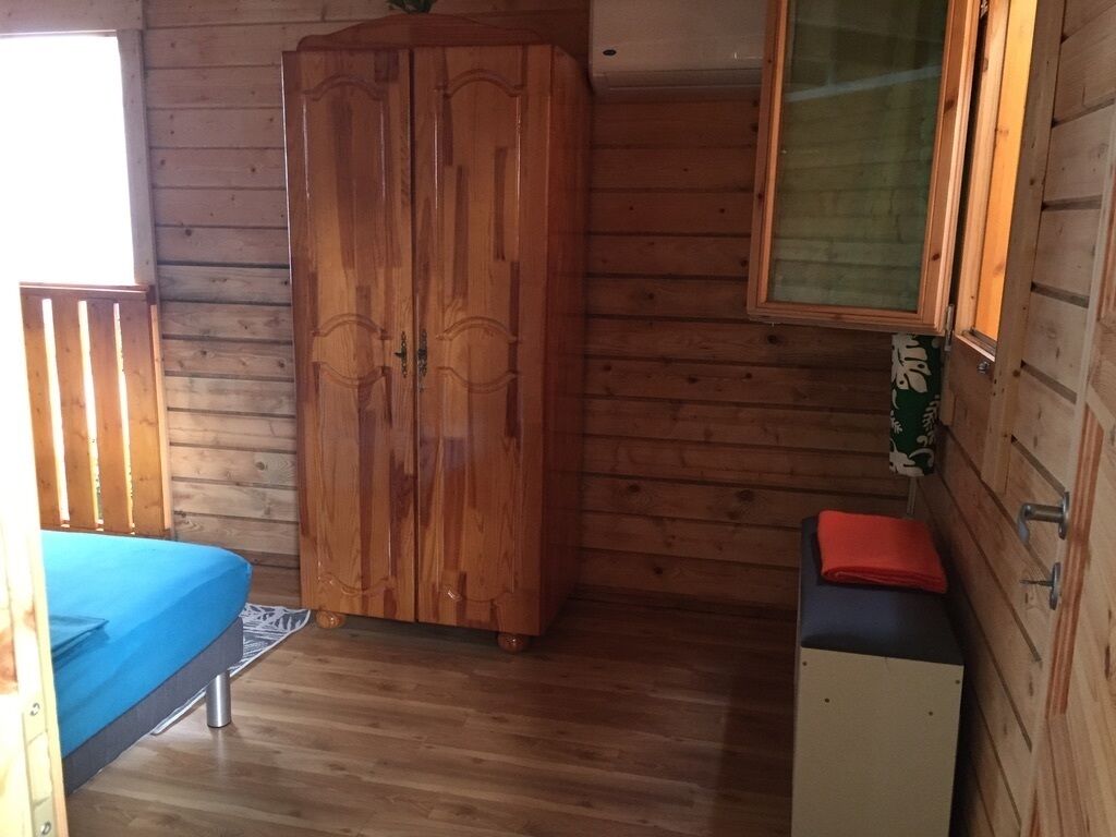 1 chambre, fer et planche à repasser, accès Internet, draps fournis