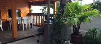 Charming, air-conditioned chalet in the heart of Saint-Leu, 5 minutes from the beach