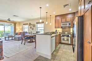 Apartment (2 Bedrooms) | Interior - Sun-soaked Waikoloa Retreat w/ Private Lanai! (Waikoloa)