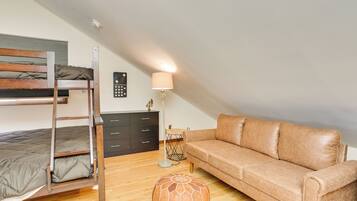 Apartment (1 Bedroom) | Interior