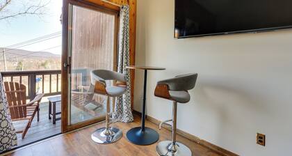 Vernon Township Vacation Rental w/ Private Balcony