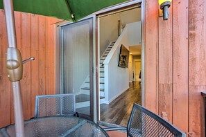 Apartment (2 Bedrooms) | Interior - 2 Mi to Waterpark: Vernon Township Gem w/ Balcony (Vernon)