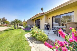 Apartment (1 Bedroom) | Front of property - Furnished Patio + Resort Pools: Palm Desert Condo (Palm Desert)