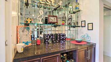 Apartment (0 Bedroom) | Interior