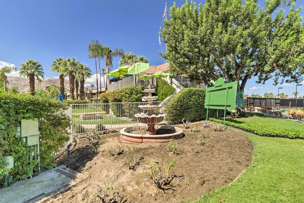 Apartment (0 Bedroom) | Interior - Pool & Hot Tub Access: Palm Desert Studio Condo (Palm Desert)