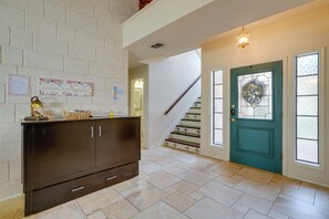 House (3 Bedrooms) | Interior - Spacious San Antonio Home w/ Patio + Grill! (San Antonio)