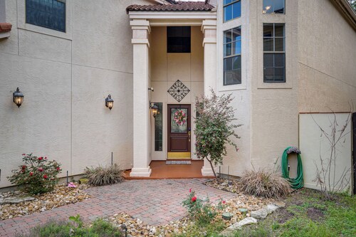 Spacious San Antonio Home w/ Patio + Grill!