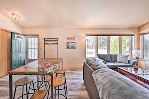 Interior - Charming Buena Vista Home w/ Hot Tub + Deck! (Buena Vista)