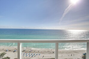 Apartment (0 Bedroom) | Interior