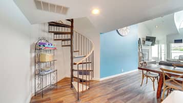 Apartment (4 Bedrooms) | Bahagian dalam