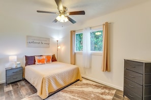 House (3 Bedrooms) | Interior - Lovely Kailua-kona Home ~ 2 Mi to Town & Beach! (Kailua-Kona)