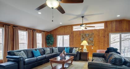 Nature Getaway w/ On-site Trails, 17 Mi to DC!