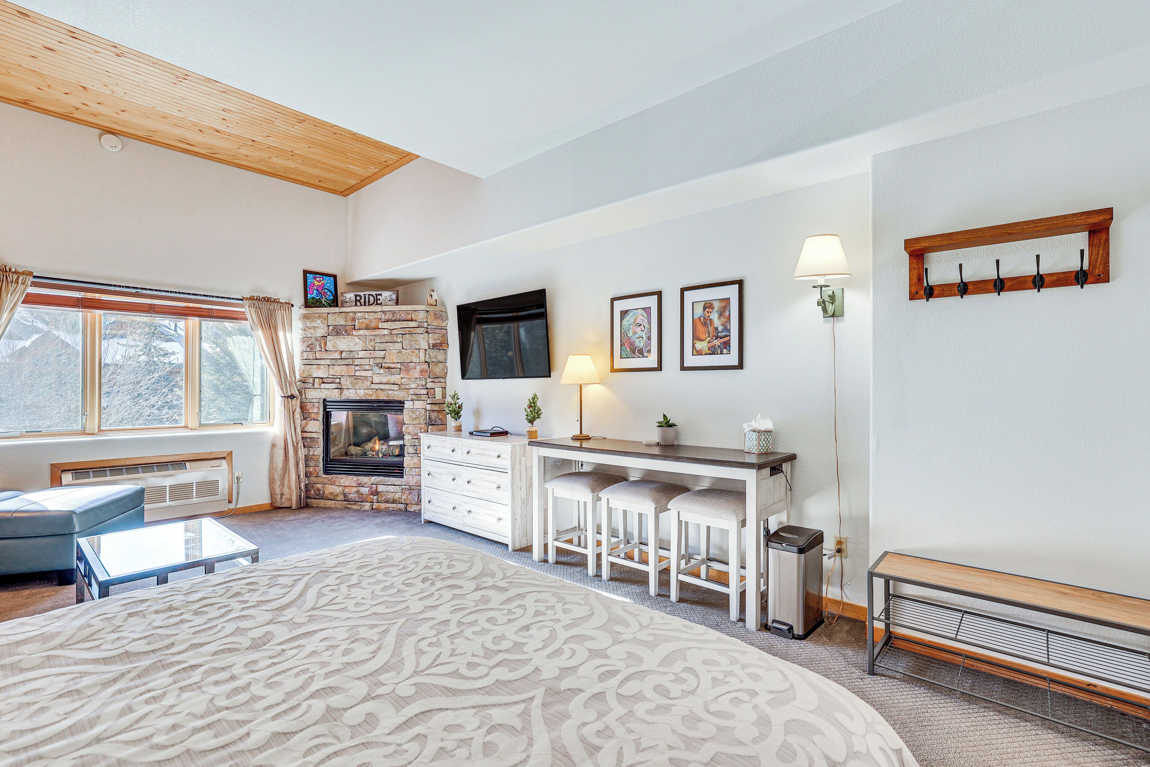 المنشأة من الداخل