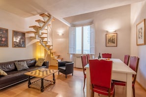Interior - Modern Murate View in Florence by Mmega (Firenze)