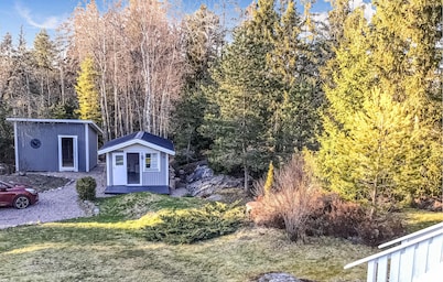 Amazing home in Väddö with WiFi