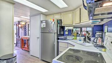 House (1 Bedroom) | Interior