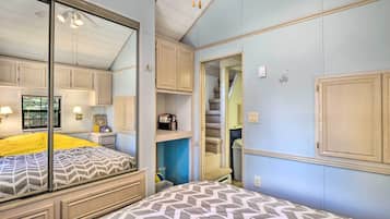 House (1 Bedroom) | Interior