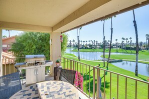 Apartment (2 Bedrooms) | Front of property - Lake, Mountain & Golf Views: Palm Valley Retreat (Palm Desert)