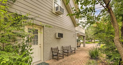 College Station Studio < 1 Mi to Kyle Field!