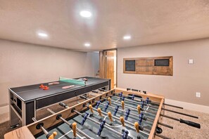 Interior - Colorado Springs Home: Game Room, 3 Mi to Downtown (Colorado Springs)