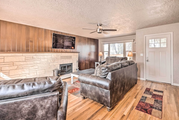 House (3 Bedrooms) | Interior